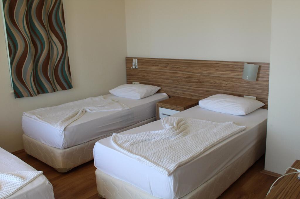 Yucesan Hotel Авсаллар Экстерьер фото